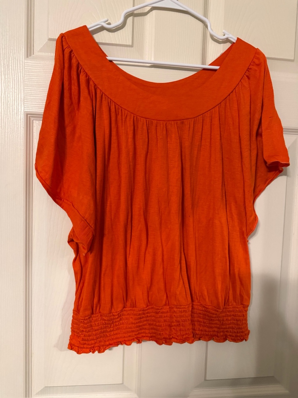 Woman’s 1Xl blouse by the brand It’s